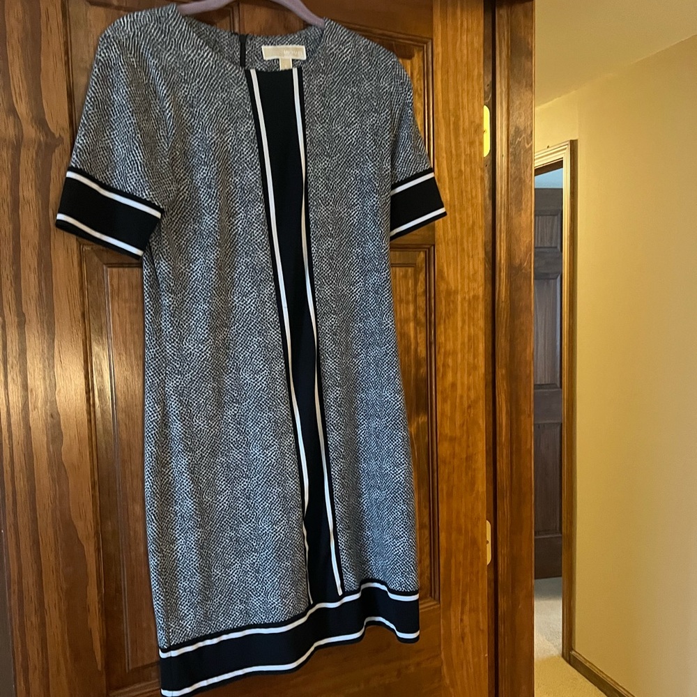 Michale Kors Snake skin pattern dress size Small